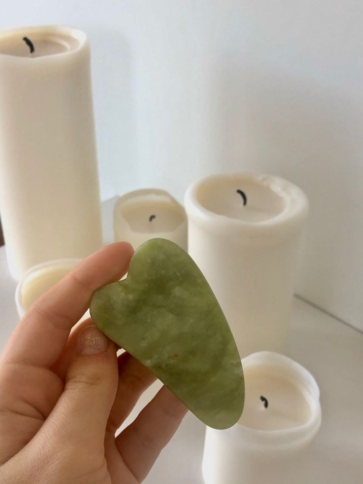 🍁Glow & Sculpt Ice Facial Combo🧊
Soothe your skin, shrink pores, and define your features.🍁
Reusable, Natural, and easy to use daily.🌾
"Enjoy 2 premium tools in 1 value pack"💐